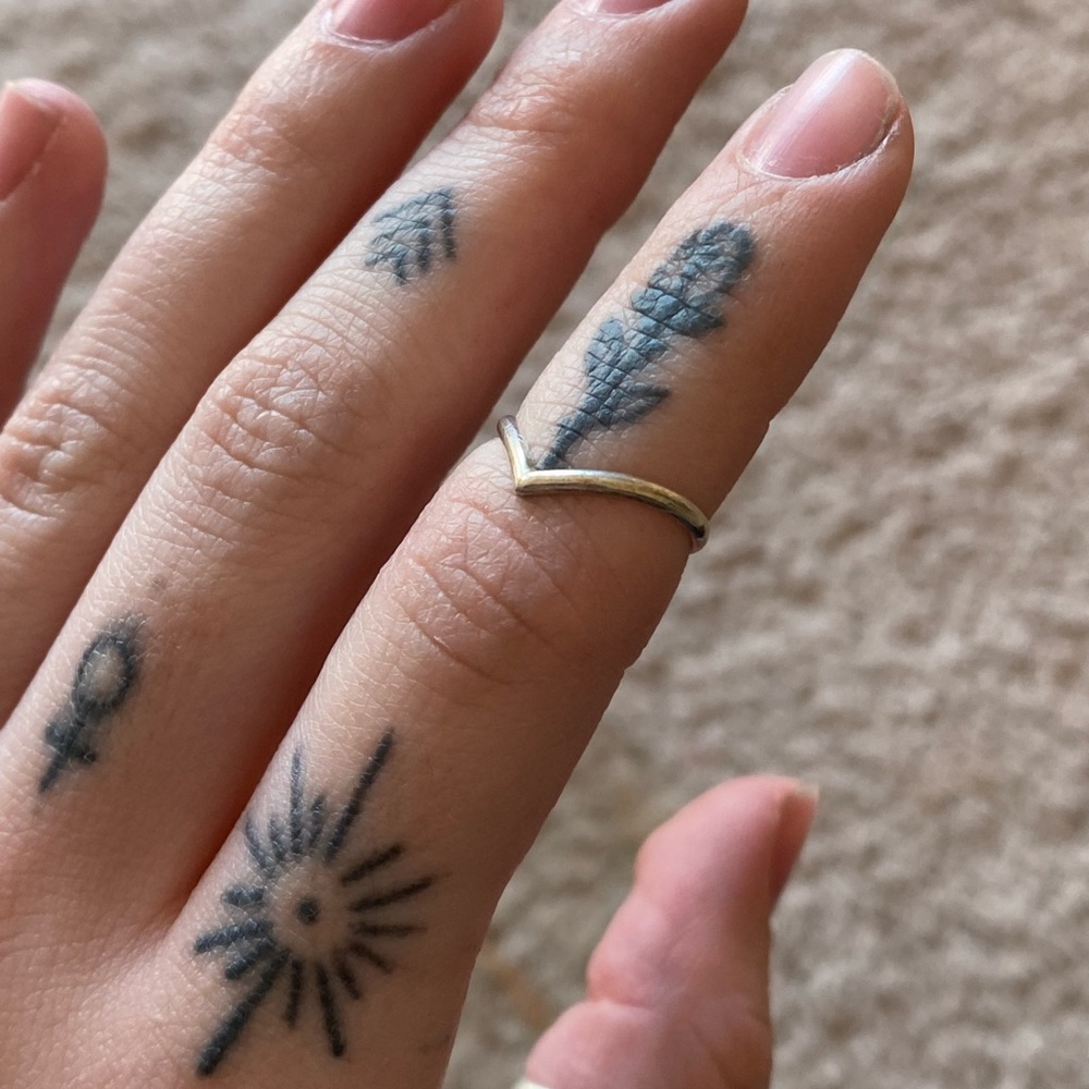 Sterling silver midi ring